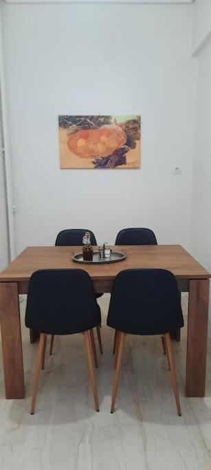 Comfort Apartment In The City Каламата Екстер'єр фото