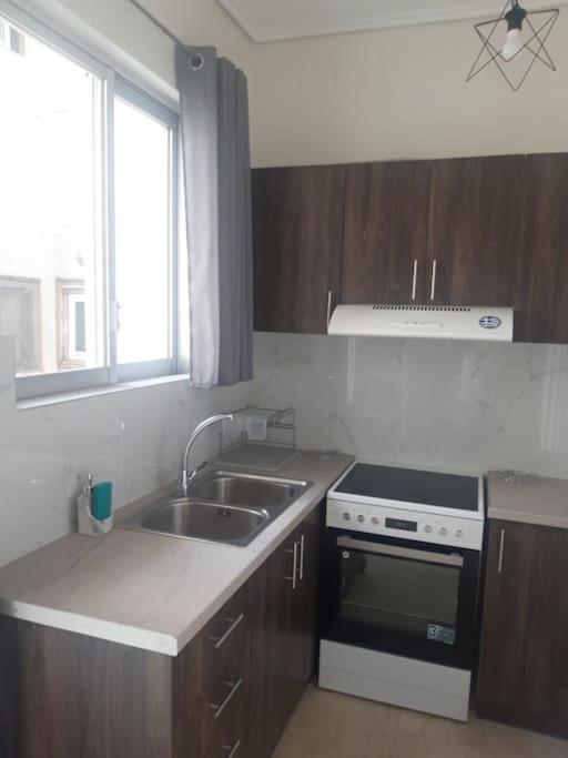 Comfort Apartment In The City Каламата Екстер'єр фото